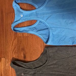 lululemon athletica Tops - Lululemon Swiftly Racerback Tank Tops Size 6 lululemon athletica Tops - Lululemon Swiftly Racerback Tank Tops Size 6